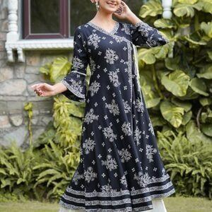 Women’s Floral Printed Kurti – Straight Fit